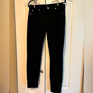 Seven 7 For All Mankind black straight leg jeans. 31